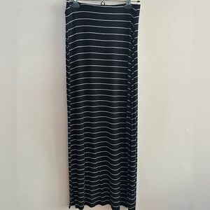 Old Navy Black and White Striped Maxi Skirt